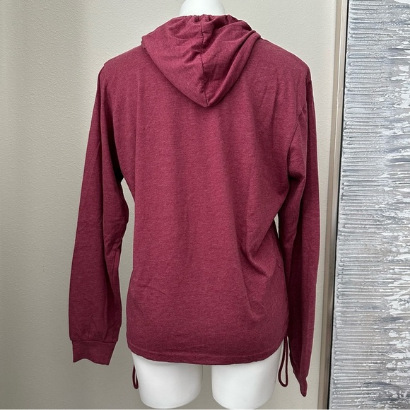 On Fire Women’s Graphic Hoodie Size 1X - Picture 9 of 14